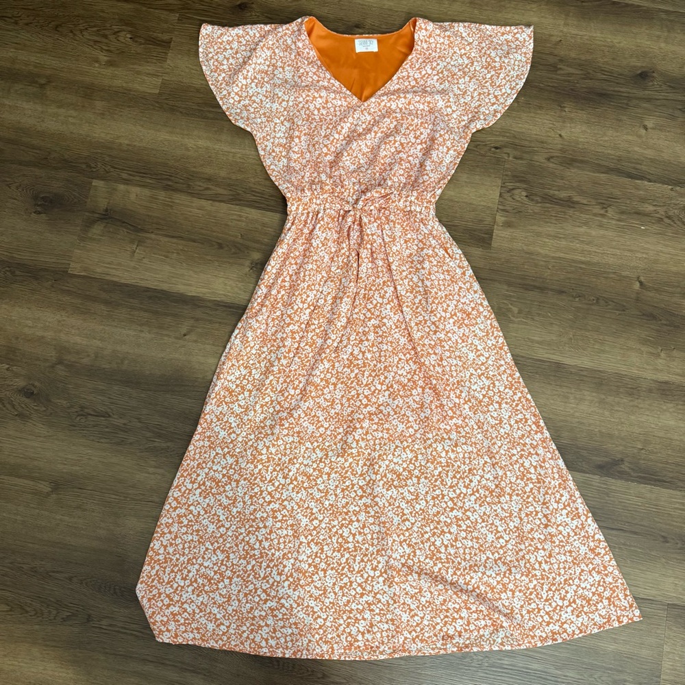 EUC - Sienna Sky - Floral Orange Cap Sleeve Women's Dress